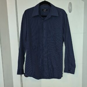 Men's Navy Textured Long-Sleeve Dress Shirt
